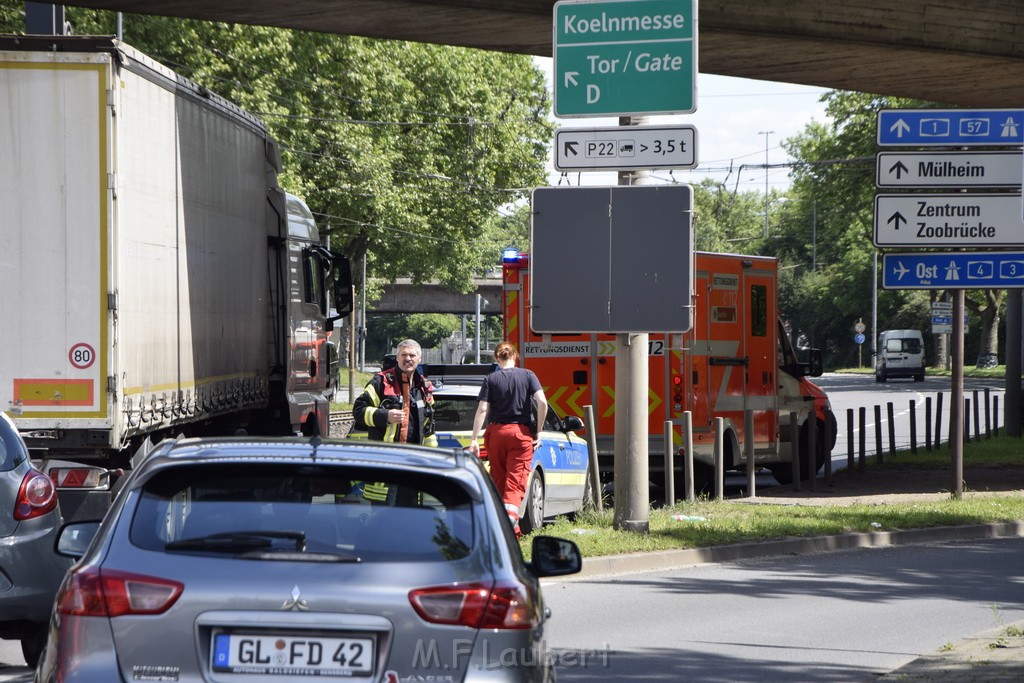 VU Koeln Deutz Mesekreisel P049.JPG - Miklos Laubert